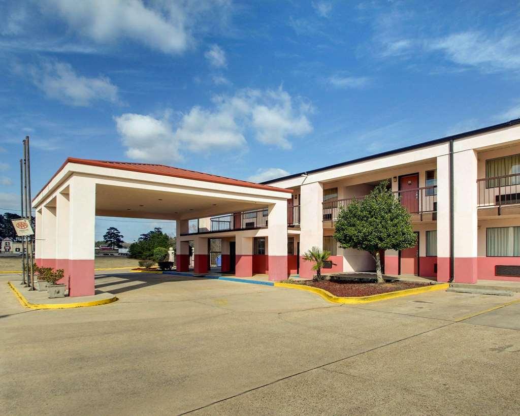 Econo Lodge Inn & Suites Forest Extérieur photo